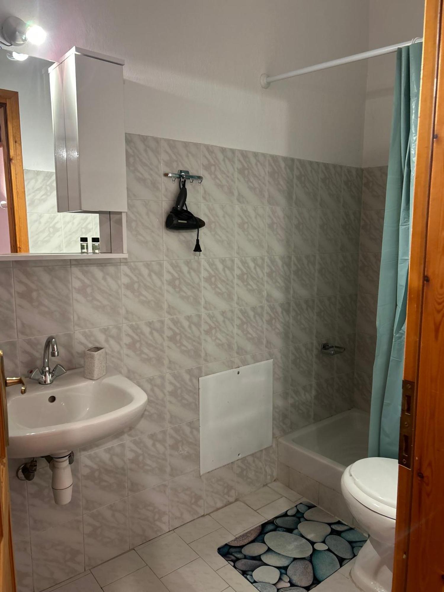 ויקוס Karpouzis Guesthouse מראה חיצוני תמונה